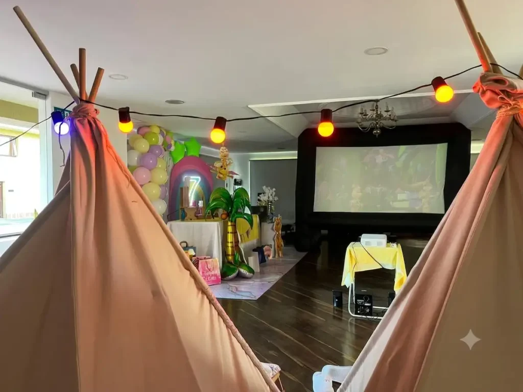 Guía de decoración temática para fiestas infantiles: 6 estilos que enamoran 6 Movi, fiesta Boom Boom Spa Party